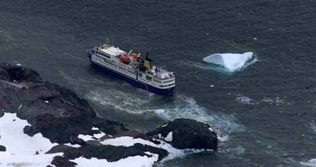 U beh Antarktidy uvzla lo Ocean Nova. (17. nor 2009)