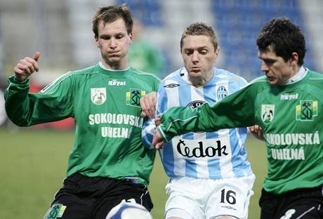 Fotbalisté Sokolova si jedou pro body do Hluína - ilustraní foto.