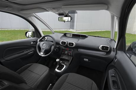 Citroën C3 Picasso: kouzelná krabička - iDNES.cz