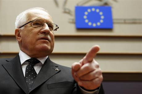 Václav Klaus pi projevu v Evropském parlamentu v Bruselu (19. února 2009)