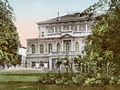 Pohlednice ofína z roku 1912 by památkám mohla poslouit jako studie pro rekonstrukci fasády souasné stavby