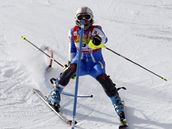 Manuela Mölggová z Itálie míjí jednu z branek ve slalom na MS v alpském lyování