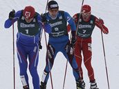 Pavel Churavý z �eska (vlevo), Jason Lamy Chappuis z Francie a Bill Demong z USA