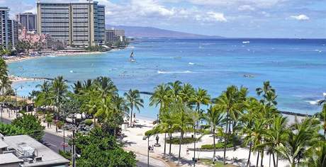 Plá Waikiki v Honolulu.