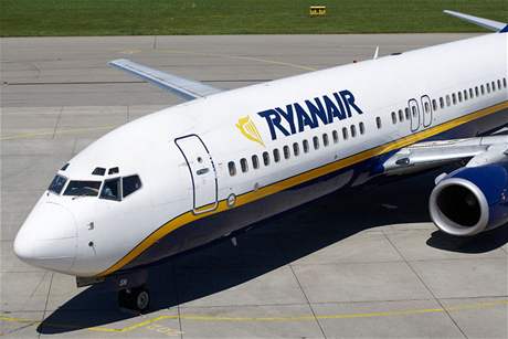 Letadlo spolenosti Ryanair.