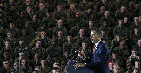 Barack Obama na vojenské základně Camp Lejeune