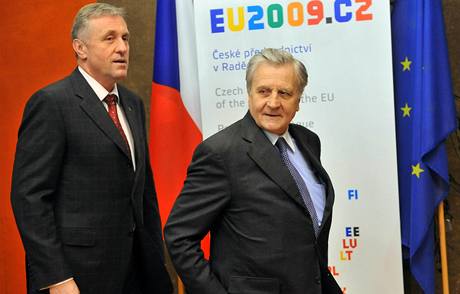 Mirek Topolánek a prezident Evropské centrální banky Jean-Claude Trichet 