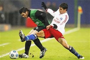 Hamburk ve 3. kole vyadil nizozemský Nijmegen, v osmifinále se nmecký tým utká s Galatasaray.