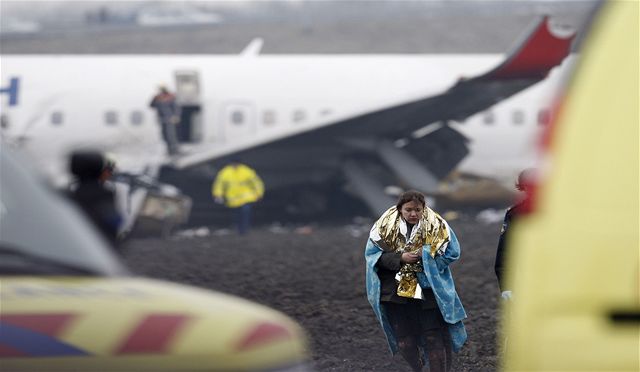 Zranná z boeingu 737, který se zítil u Amsterdamu