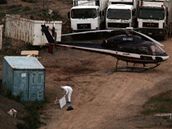 Vrtulník, s jeho pomocí prchli dva vzni z aténského aláe Korydallos (22. února 2009)
