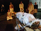 Z inscenace Gazdina roba