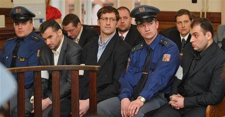 lenové "luhaské brigády" u soudu v Brn - vlevo Pavlo Nikoljuk