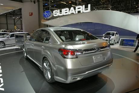 Subaru Legacy koncept