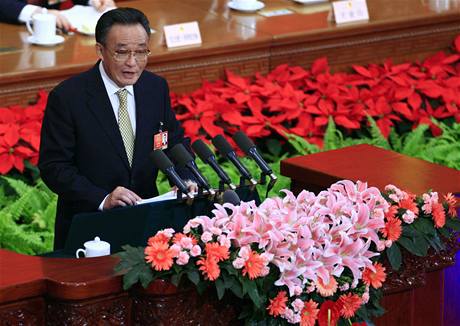 Šéf parlamentu Wu Pang-kuo nastínil, jak si představuje budoucnost Číny. Demokracie to podle něj nebude.