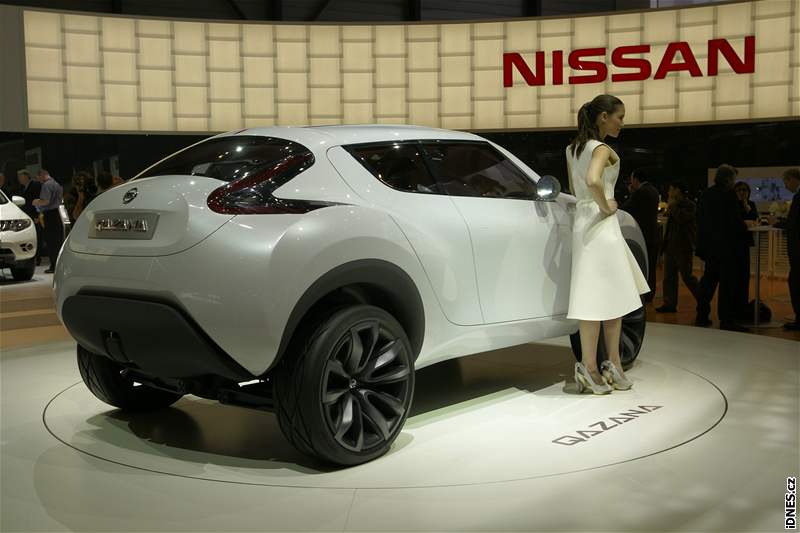 Nissan Qazana