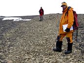 etí vdci na Antarktid - Mapovací práce spolu s argentinskými kolegy  Zaznamenávání hranic kídových souvrství  