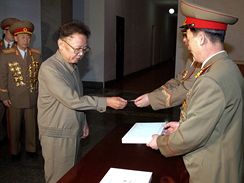 Severokorejsk vdce Kim ong-il piel k volbm do Nejvyho lidovho shromdn. (8.3.2009) 