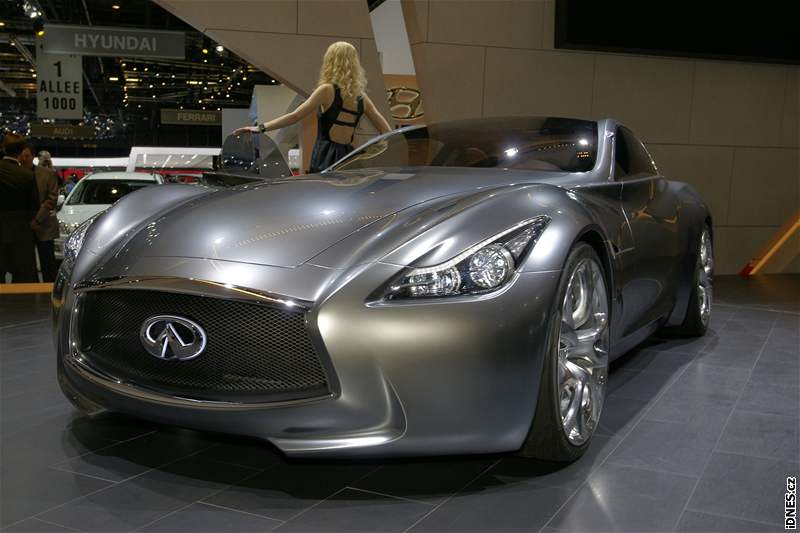 Infiniti Essence