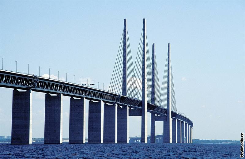 Most přes průliv Öresund