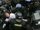 Maarská pravice demonstruje proti premiérovi Ferenci Gyurcsanymu a jeho socialistické vlád; Budape, bezen 2009.