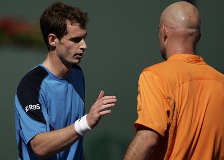 Andy Murray (vlevo)  a Ivan Ljubii