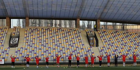 etí fotbalisté pi tréninku v Mariboru na stadionu Ljudski Vrt