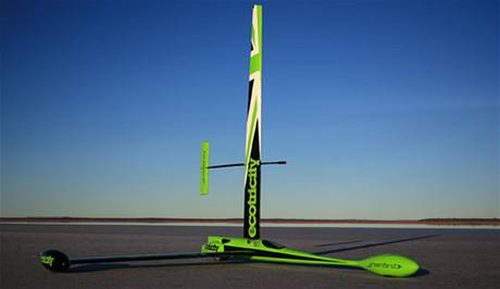 Větrem poháněný Greenbird vytvořil rychlostní rekord - 202.9 km/h