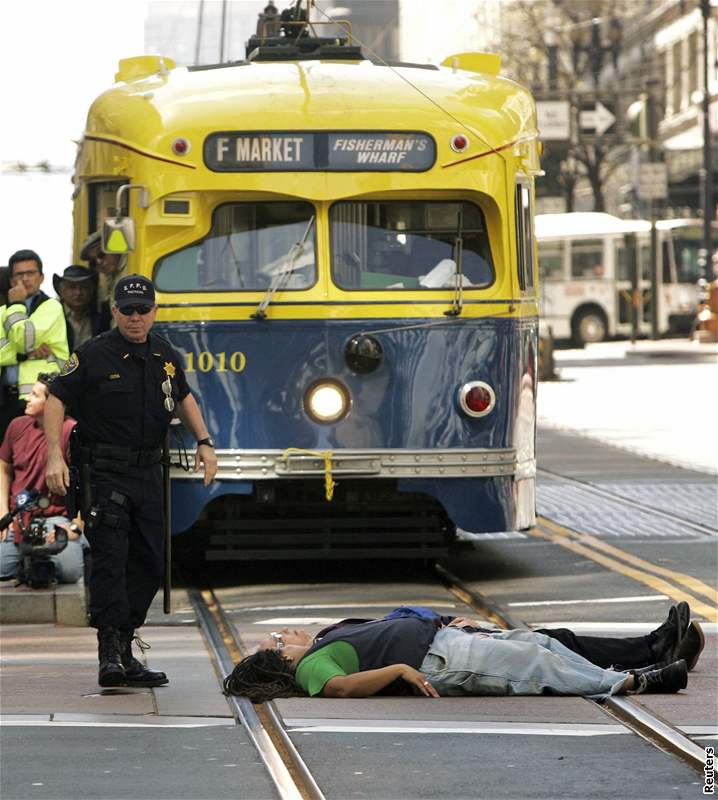 est let od zaátku války v Iráku - americké protesty (20. bezna 2009)