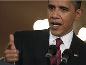 Barack Obama hovoí na tiskové konferenci v Bílém dom (24. bezen 2009)