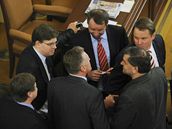 Koali�ní poslanci p�i hlasování o ned�v��e vlád� (24. b�ezna 2009)