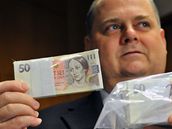 Nová p�tisetkorunová bankovka