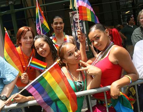 Prvod gay a lesbiek v New Yorku.
