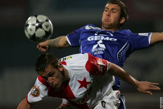 Olomouc - Slavia: domácí Jakub Heidenreich (vpravo) vs. Tomá Pekhart