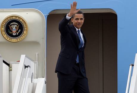 Barack Obama odlétá z Prahy