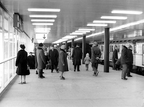 Den otevřených dveří - stanice Gottwaldova 23.11.1973