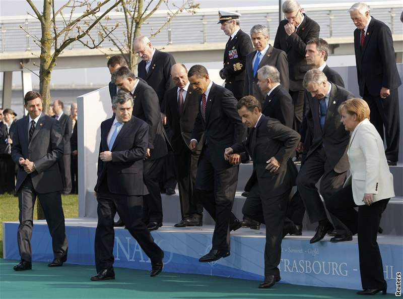 Summit NATO ve trasburku