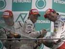 Jenson Button, Nick Heidfeld a Timo Glock na stupních vítz