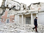 Stední Itálii zasáhlo zemtesení, pi kterém zemely desítky lidí. (6. dubna 2009)
