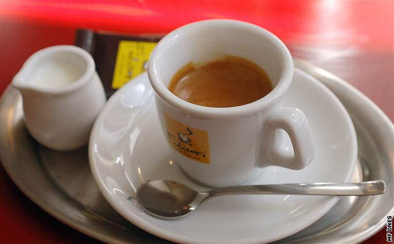 Brnnská kavárna Mezzanine - espresso