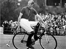 Princ Filip pi cyklistickém pólu ve Windsoru (7. srpen 1967)