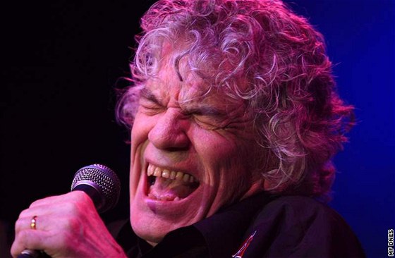 Dan McCafferty z kapely Nazareth v brnnském Boby centru