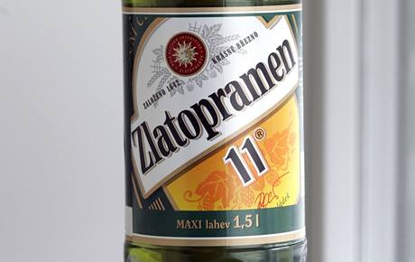 Zlatopramen v nové 1,5 litrové lahvi.