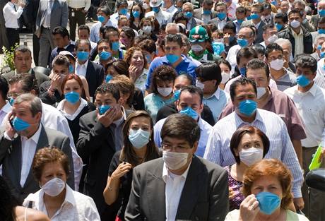 Do ulic Mexico City se bez rouky odhodl kvli prase chipce mlokdo. (28. dubna 2009)