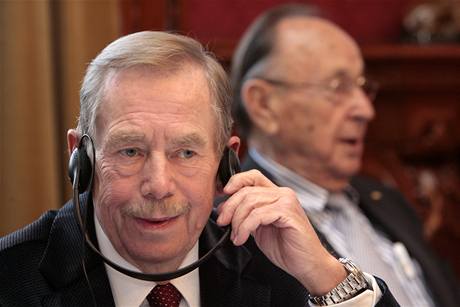 Václav Havel pevzal bonnskou Cenu za demokracii (24. dubna 2009)