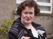 Susan Boyle postoupila do semifinálového kola talentové sout�e Britain´s Got Talent. Pokud usp�je v ned�lním souboji, �eká ji 30. kv�tna finále.
