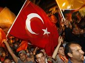 Oslavy volebního vít�zství UBP na Kypru