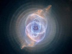 Hubbleův teleskop: mlhovina Kočičí oko
