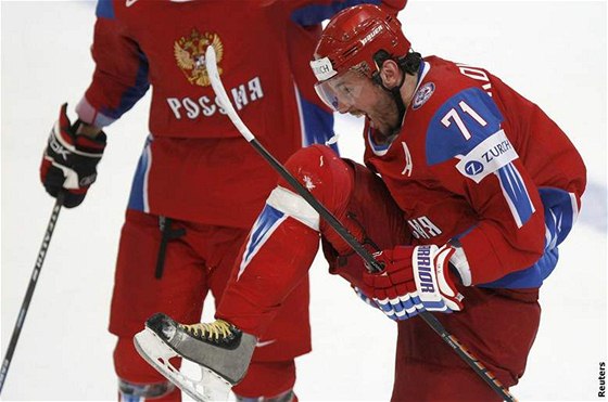 Rusko - USA, ruský útoník Kovaluk se raduje ze svého gólu.
