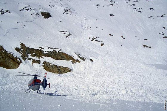 V jiním Tyrolsku zasypala lavina est skialpinist, vetn ech.