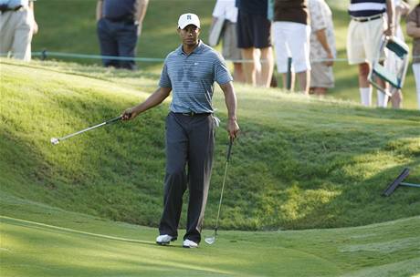 Tiger Woods bude obhajovat vítzství na US Open, v prvních dvou kolech jej budou doprovázet vítzové major Harrington a Cabrera